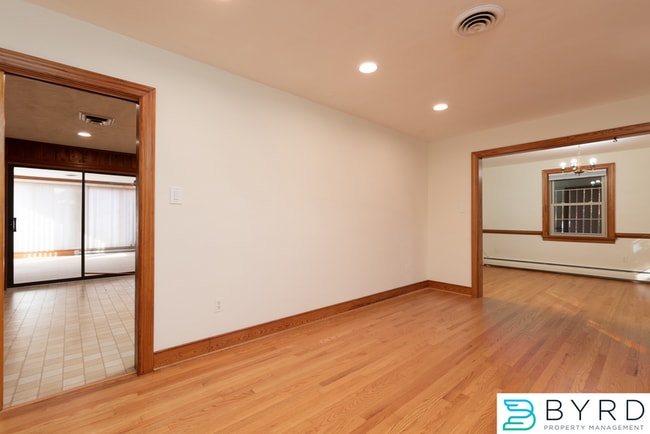 Photo - 2144 Skipwith Rd