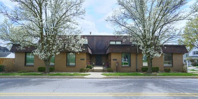 Jefferson Street Apartments - Jefferson Street Apartments Unit 7