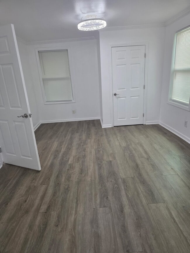 Photo - 1844 Line Ave Unidad 2