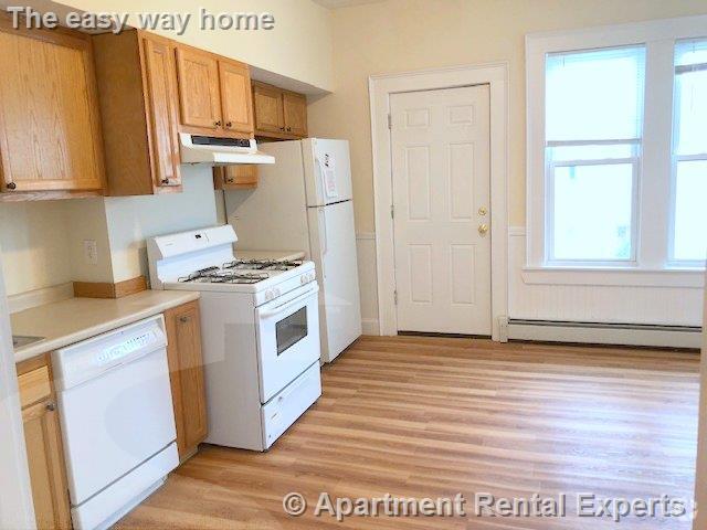 Building Photo - 385 Columbia St Unit #3 Rental