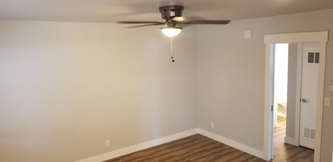 Photo - 1 Bedroom Salt Lake Condo  Available Unit A