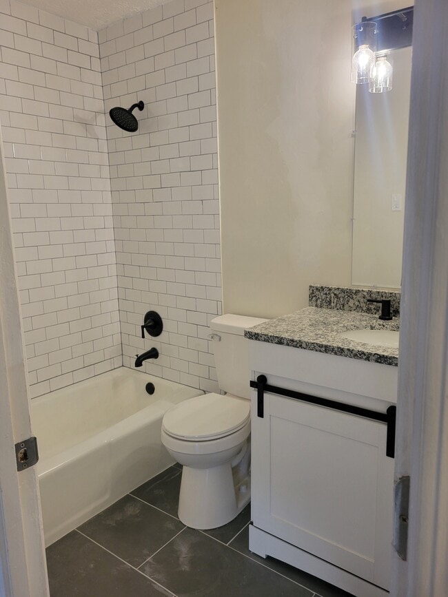 Photo - 2189 Baringer Ave