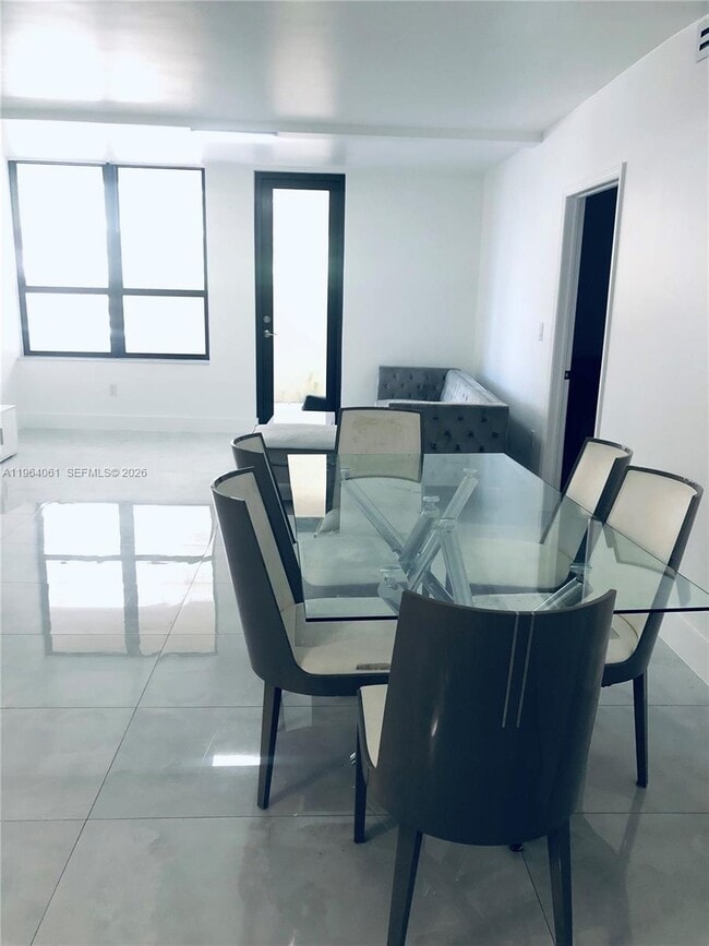 Photo - 10185 Collins Ave Unidad 209