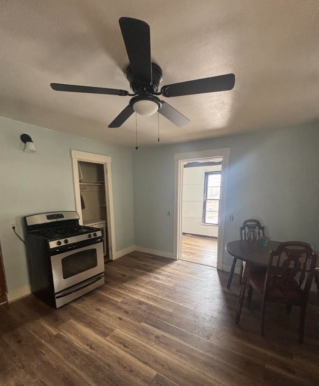 Kitcjhen - 20 N Bryant Ave