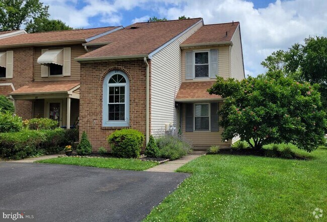 Building Photo - 27 Loggers Mill Rd Rental