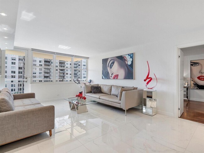 Photo - 251 174th St Unit 511