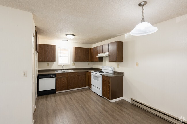2BD, 2BA - 990-1,200SF