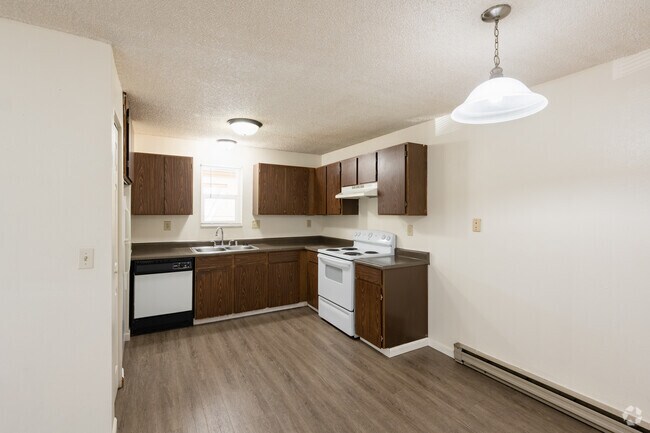 2BD, 2BA - 990-1,200SF - The Port Apartments