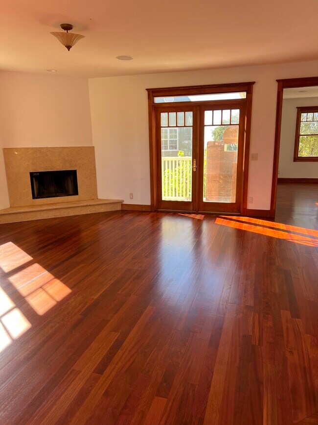 Photo - 5825 Saint Paul Ct