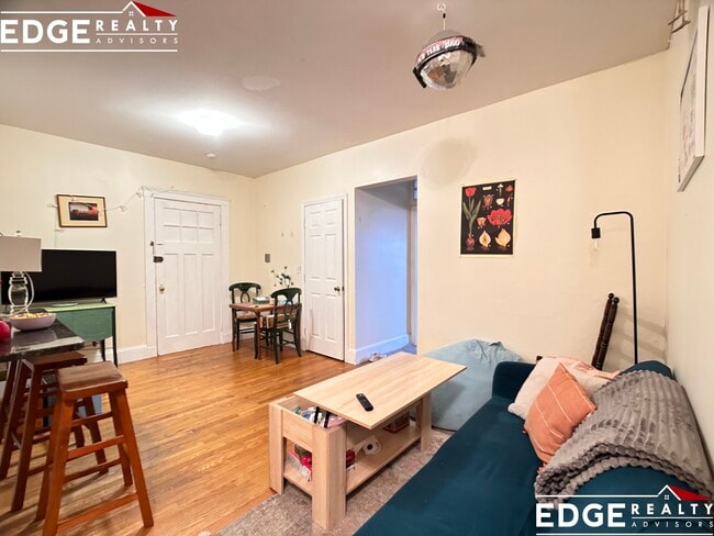 Photo - 62 Egmont St Unidad 1