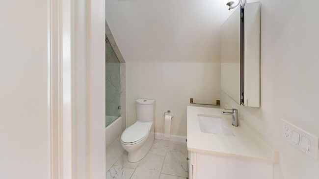 Photo - 62 Gordon St Apartments Unit 1