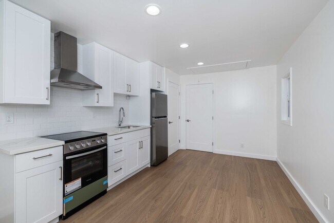 Photo - 19139 Vaughn Ave
