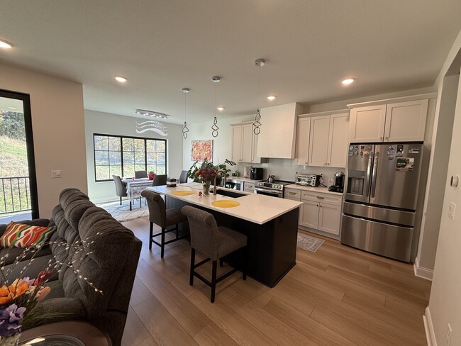 Building Photo - 14147 Wilden Dr