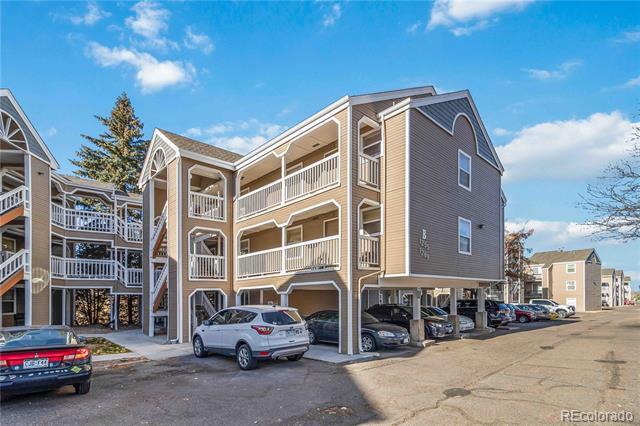 Building Photo - 1263 S Gilbert St Unit B201