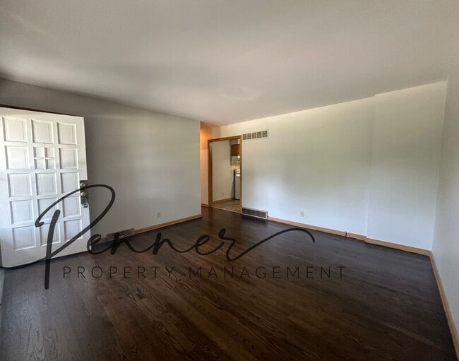 Photo - 10714 E 19th St S