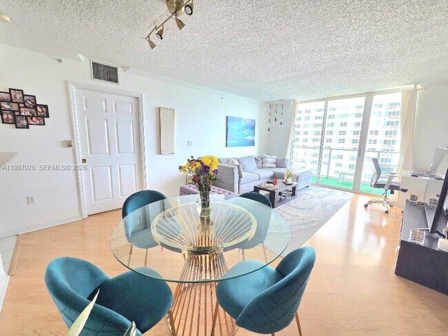 Photo - 1155 Brickell Bay Dr Unit 2006