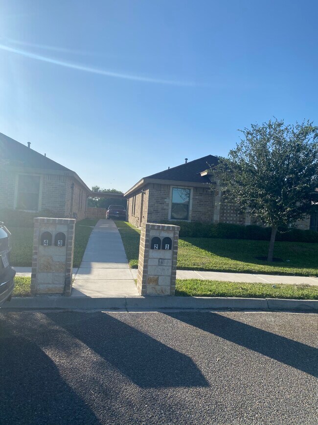 527 Lotto Ln Unit 3