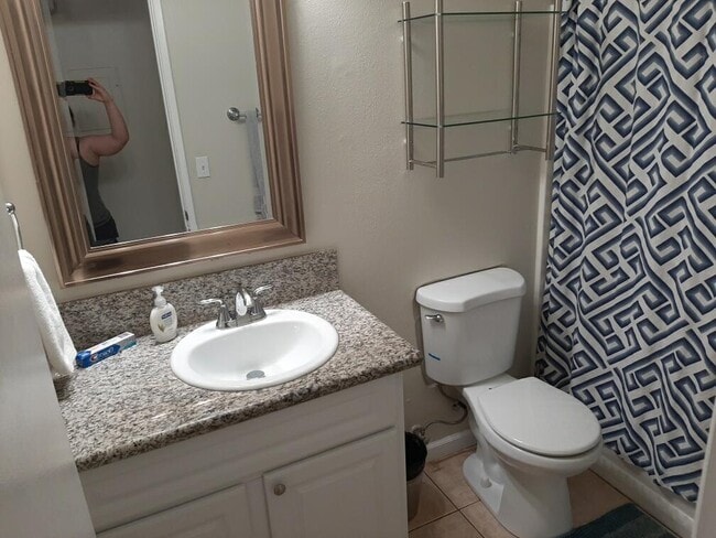 Photo - 12585 Maui Way Unidad A