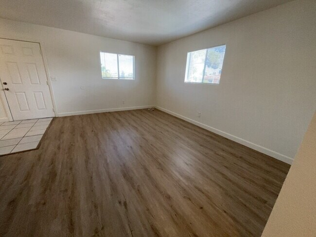 1521 Cobb Ln Unit 3