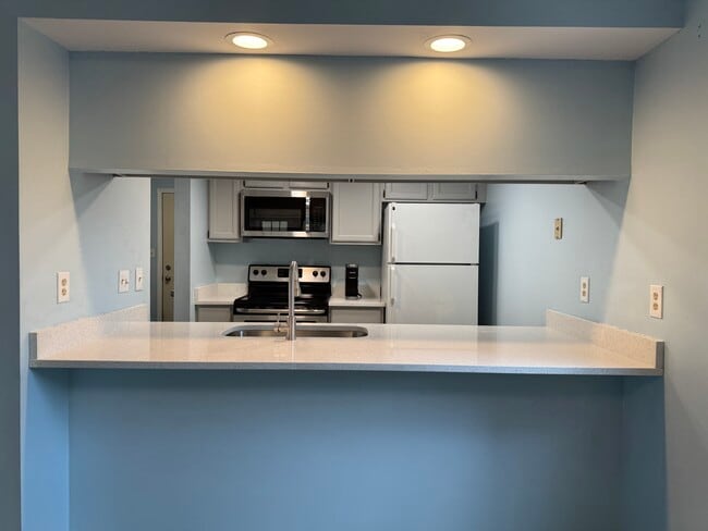 Photo - 401 10th Ave S