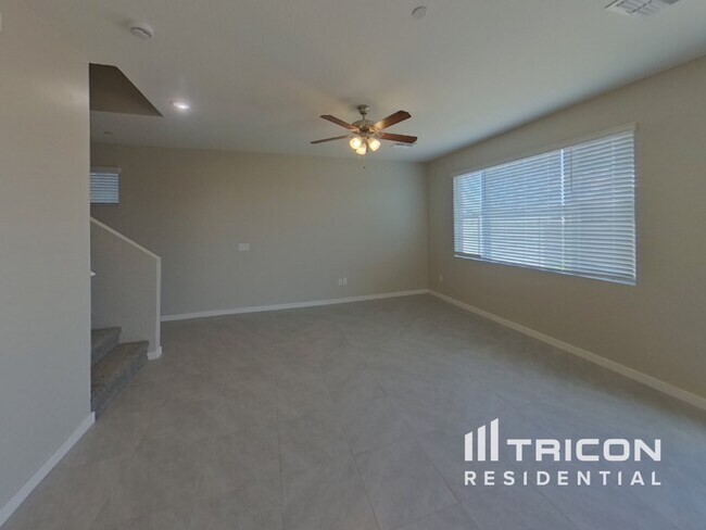 Photo - 4551 E Gary St