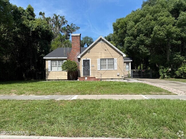 Building Photo - 6946 Oakwood St Rental