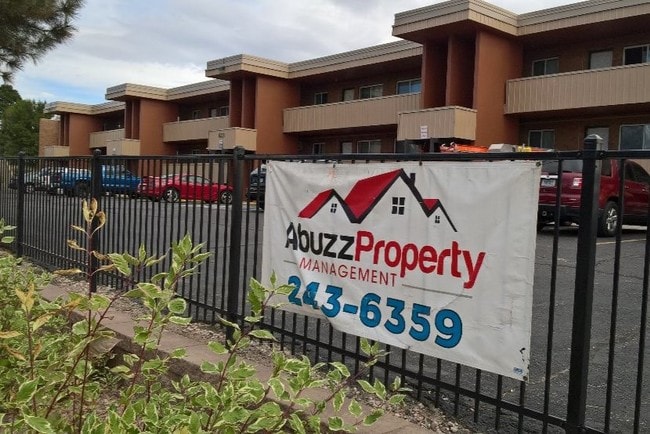 Building Photo - 625 Hathaway Dr Unit 29