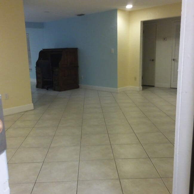 308 SW 18th Ave