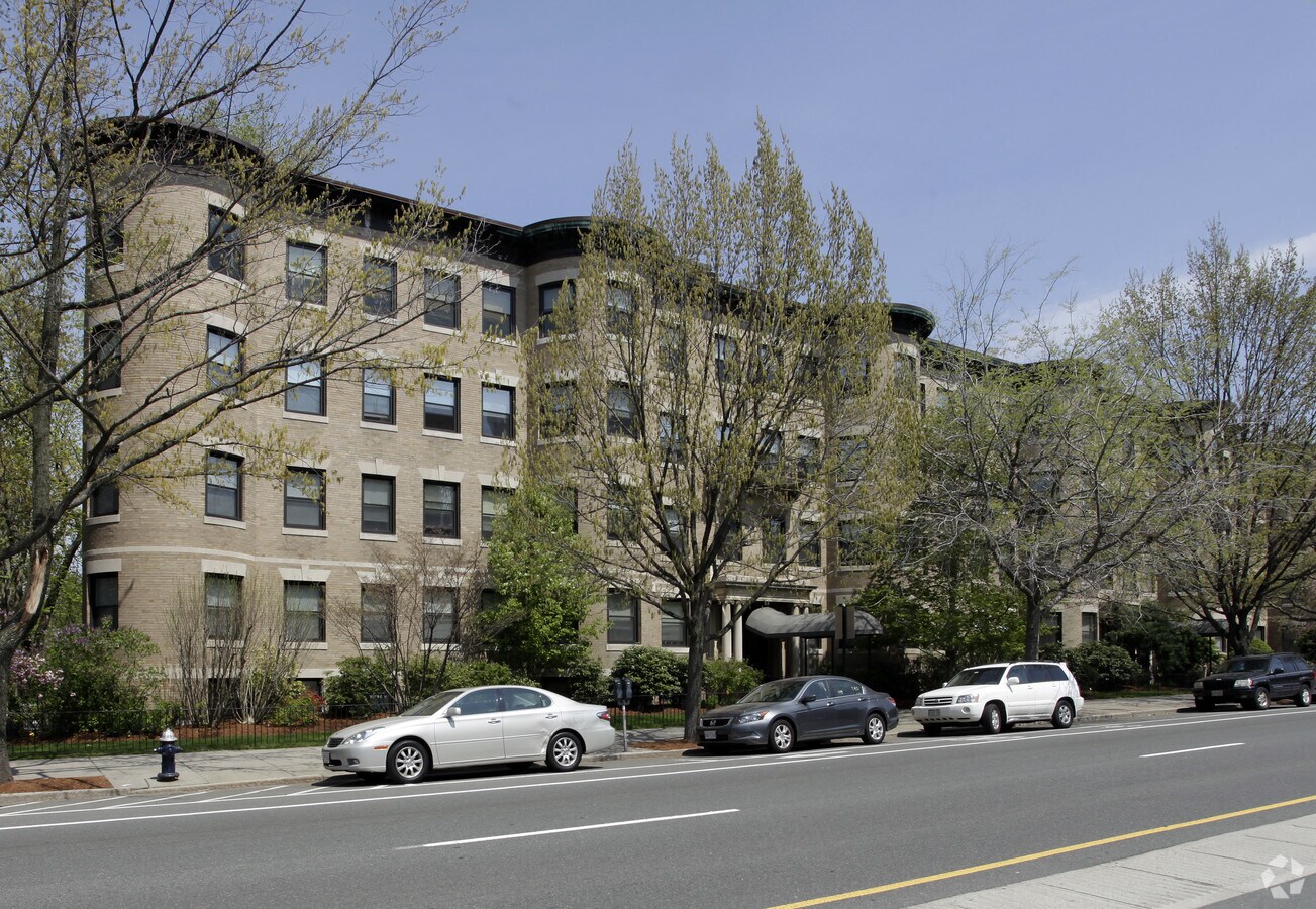 1110-1120 Beacon Street - 1110-1120 Beacon Street Apartments