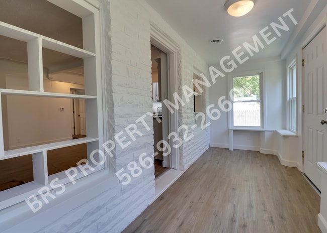 Photo - Remodeled Duplex 2 bedroom in Clinton Twp.