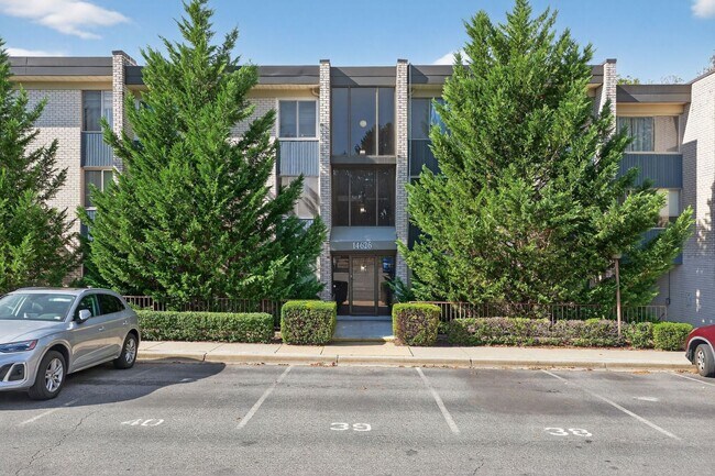 Photo - 2 bed 1 bath condo for rent in Rockville