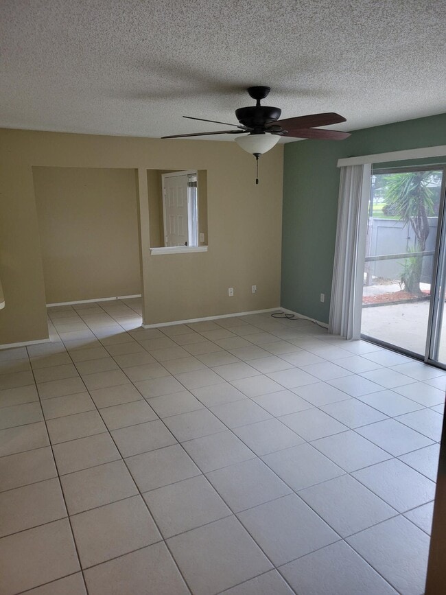 Photo - 3904 NW Cinnamon Tree Cir