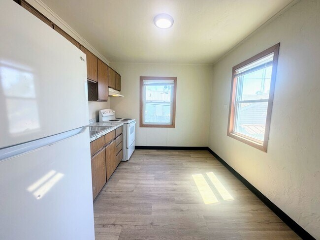 Photo - 3313-3315 Pompon Street Unit 3315