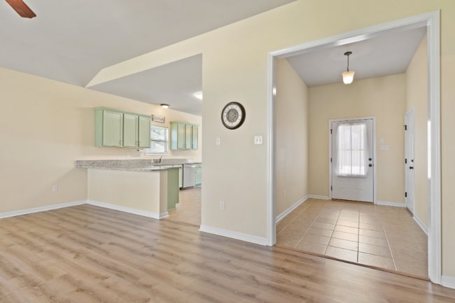 Photo - 42211 Broad Walk Ave