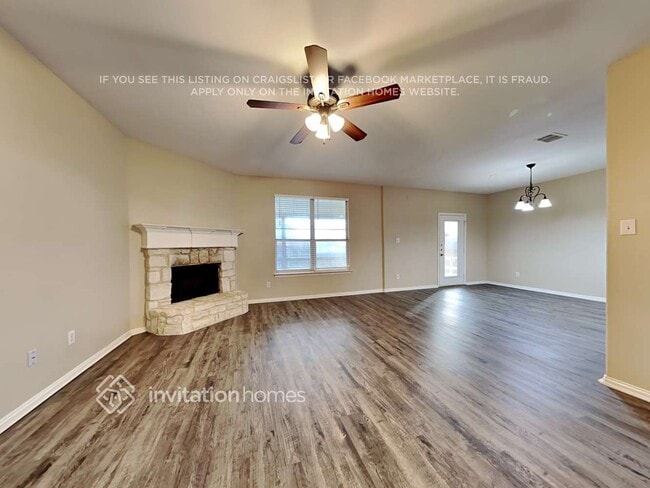 Photo - 728 Sage Brush Dr