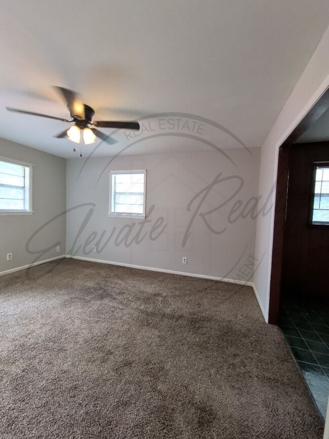 Photo - Summer Special: Cozy 1 Bed / 1 Bath Near Tennessee Tech – Pet Friendly! Unit E 17th 114 1