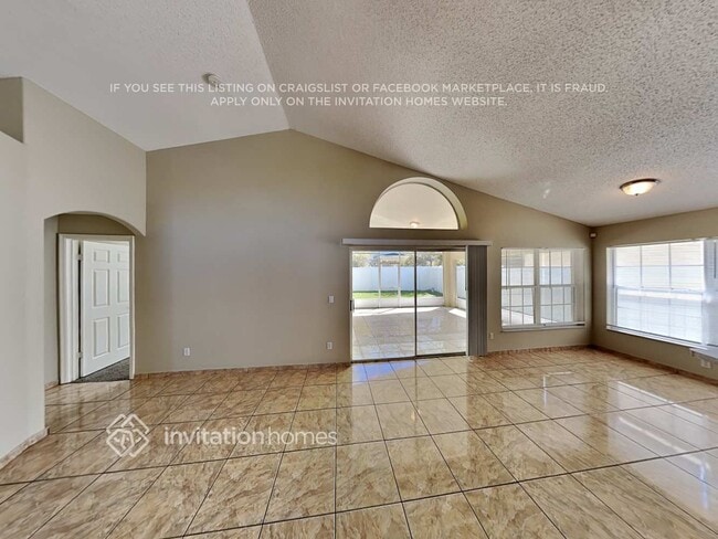 Photo - 2095 Shannon Lakes Blvd