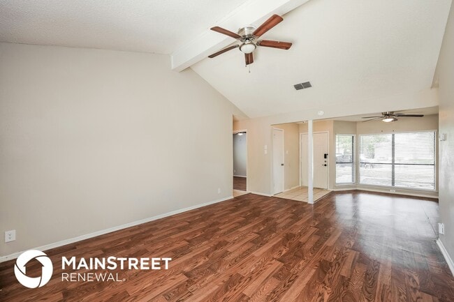 Photo - 7506 Ledgebrook Dr