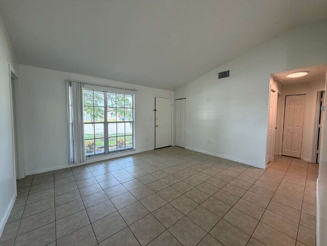 Photo - 3532 Glenburn Ct