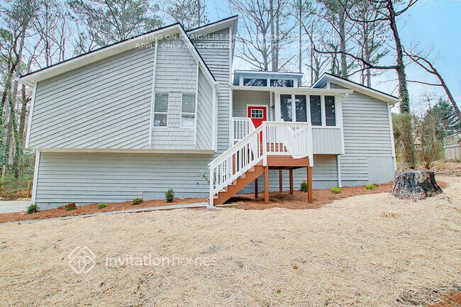 Photo - 232 Rustic Ridge Dr NE