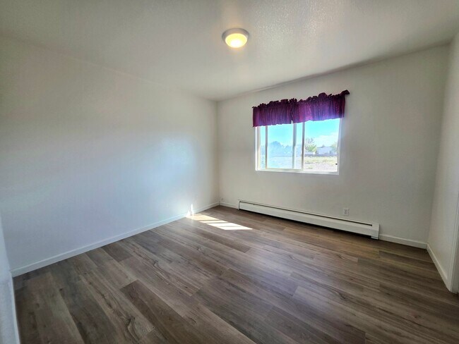 20-26 W Cokedale Dr