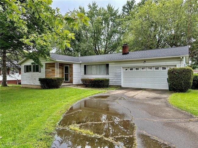 Photo - 1370 W Vine St