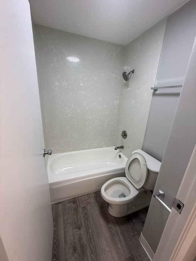 Photo - Sunny 2-Bed in Honolulu with Pool, BBQ Area, and Covered Parking - Close to UH-Manoa