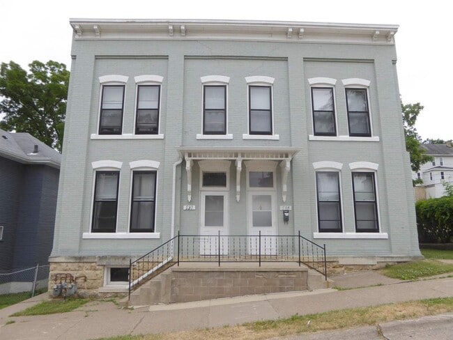 Photo - 590 Loras Blvd Unit 590