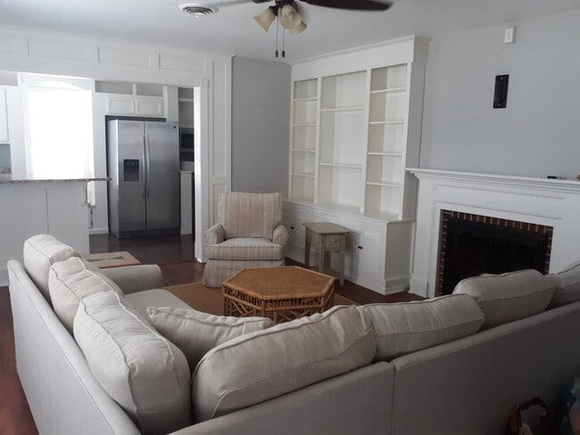 Photo - 205 Somerset Ave