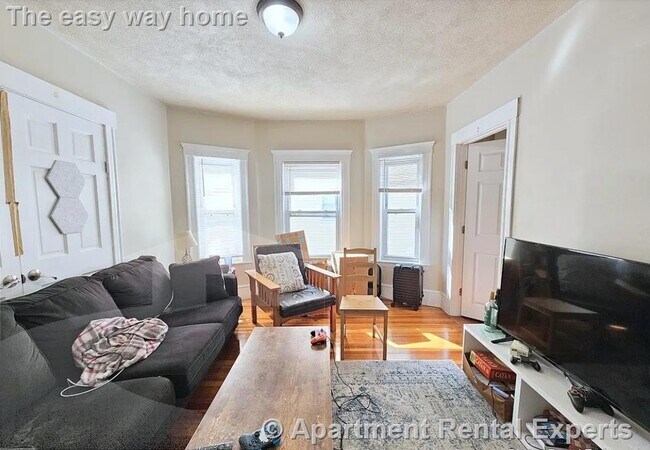 Photo - 91 Frederick Ave