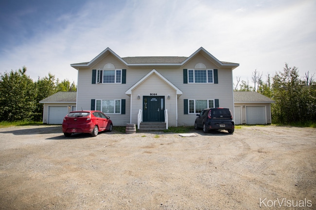 Building Photo - 8064 W Donna Marie Ln Unit 3