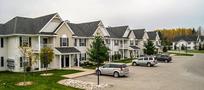 Bear Creek Meadows - Petoskey, MI - Bear Creek Meadows - Petoskey, MI Apartamentos