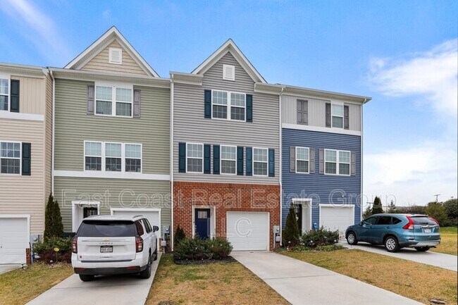 Photo - 97 Drexel Ct House
