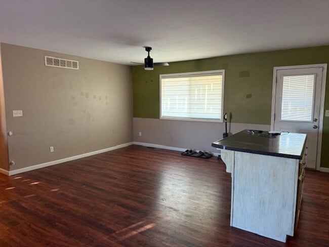 Photo - Avaliable March 1st 2025!